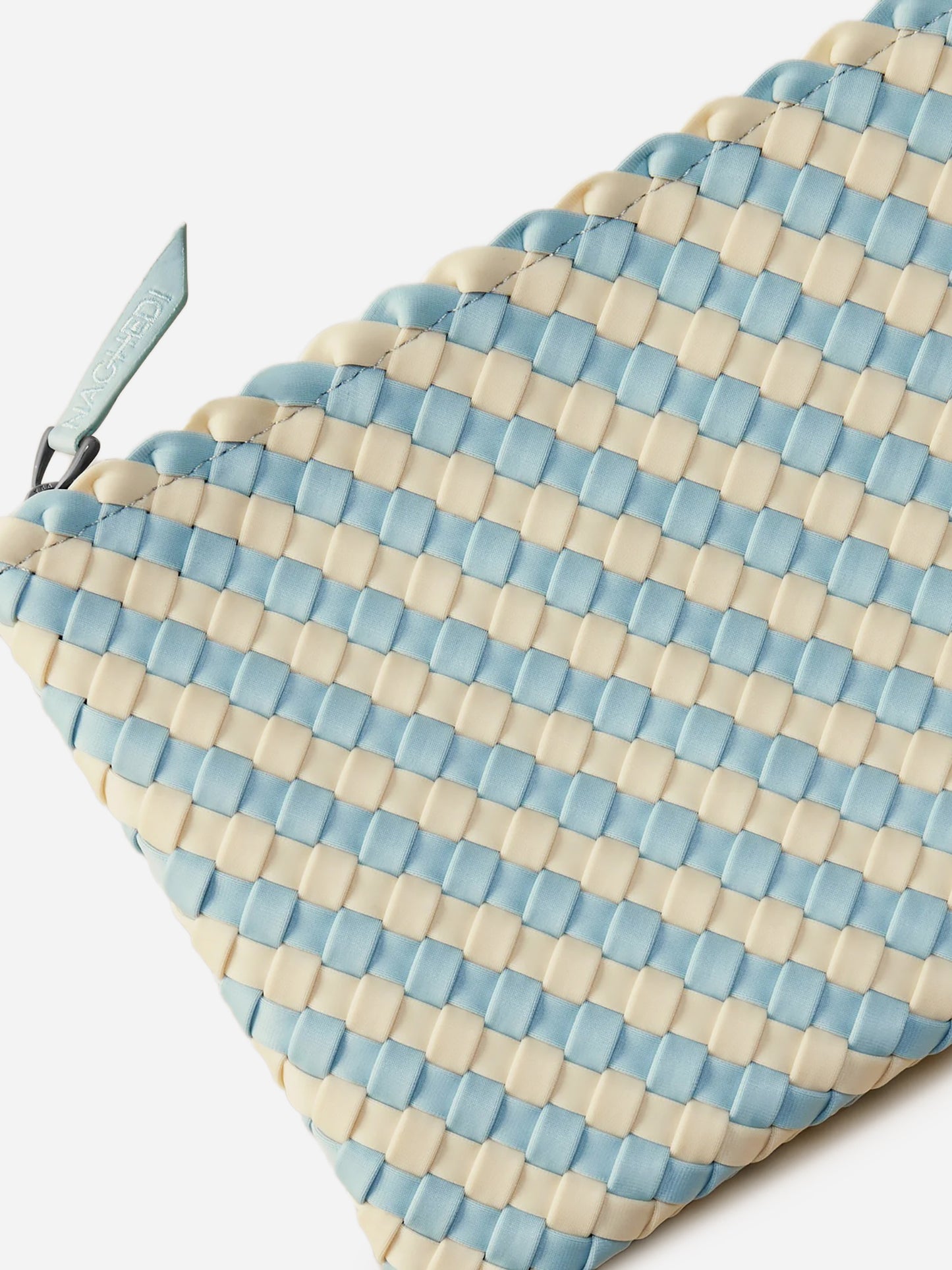 SN0201DxSKYSTRIPED-alt3