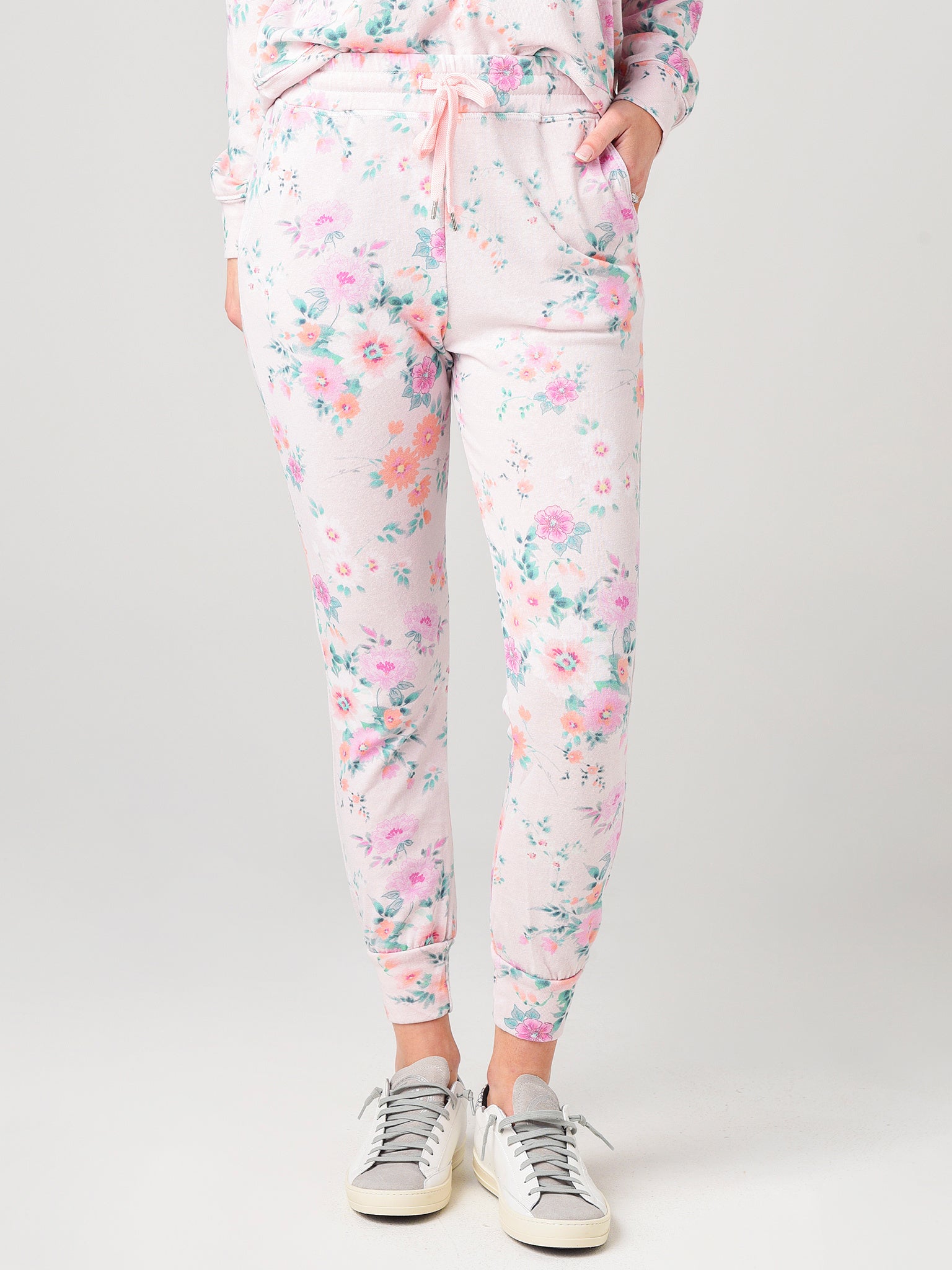 Sundry Women's Floral Pocket Jogger - Saint Bernard