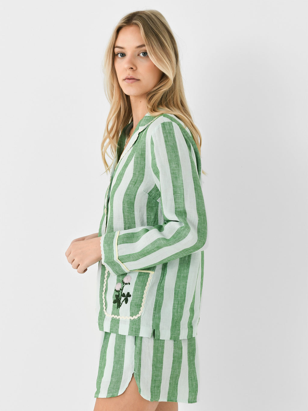 SP24-W1391-18xALOESTRIPE-alt2