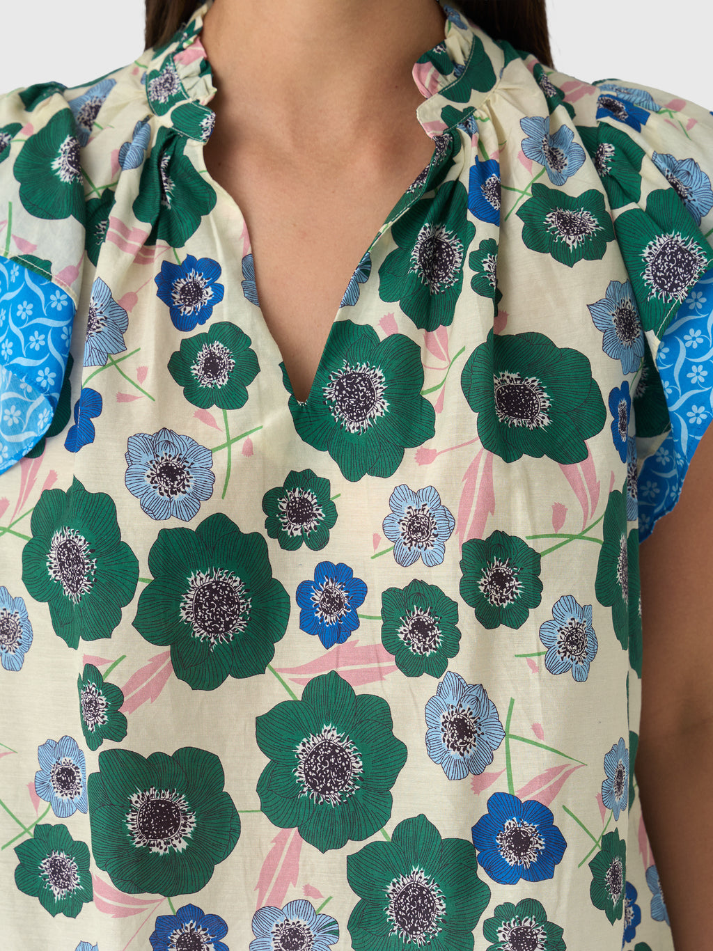 Trovata Women's Clover Blouse - Saint Bernard