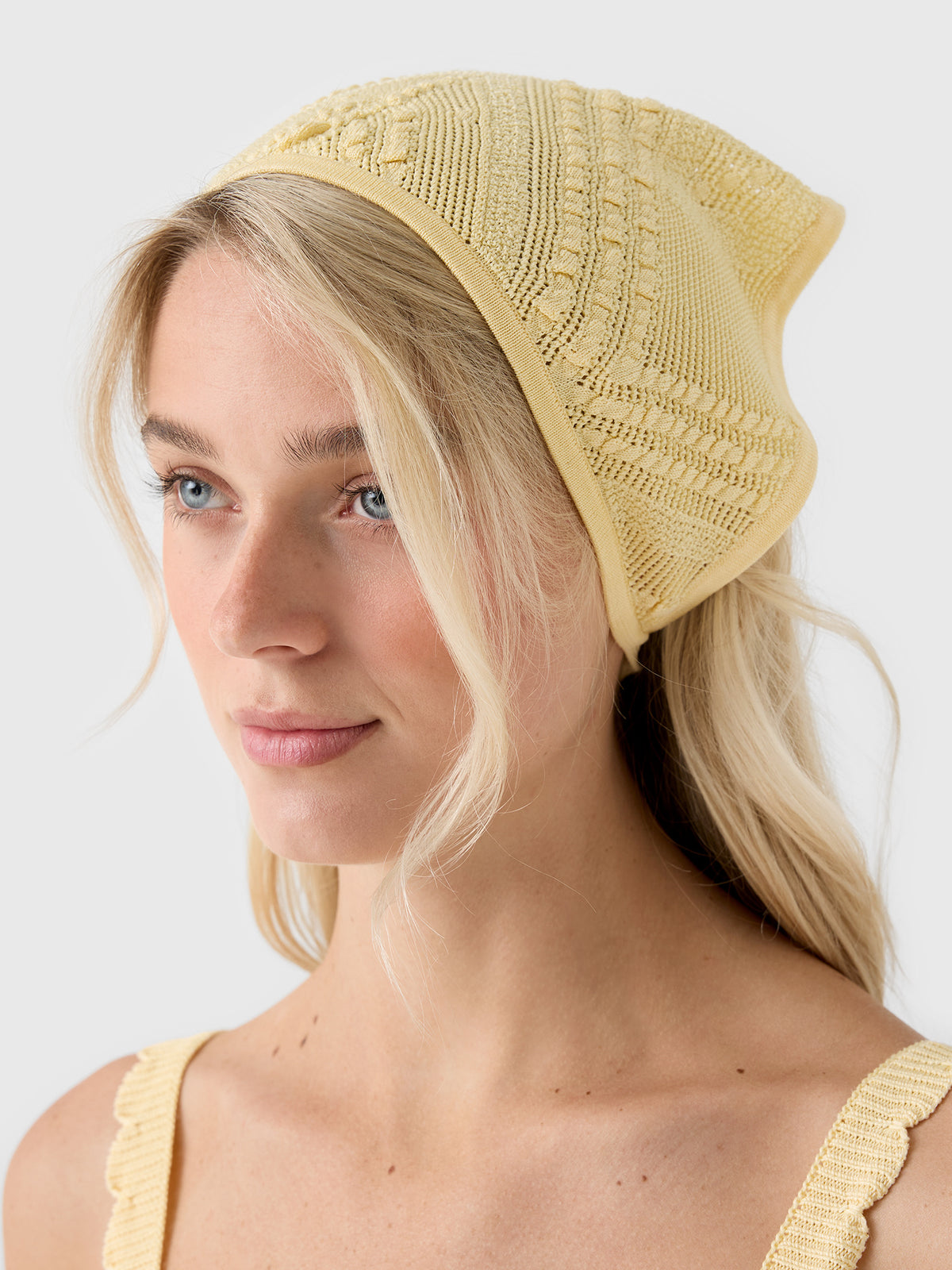 Devon Windsor Women's Crochet Bandana Headscarf - Saint Bernard
