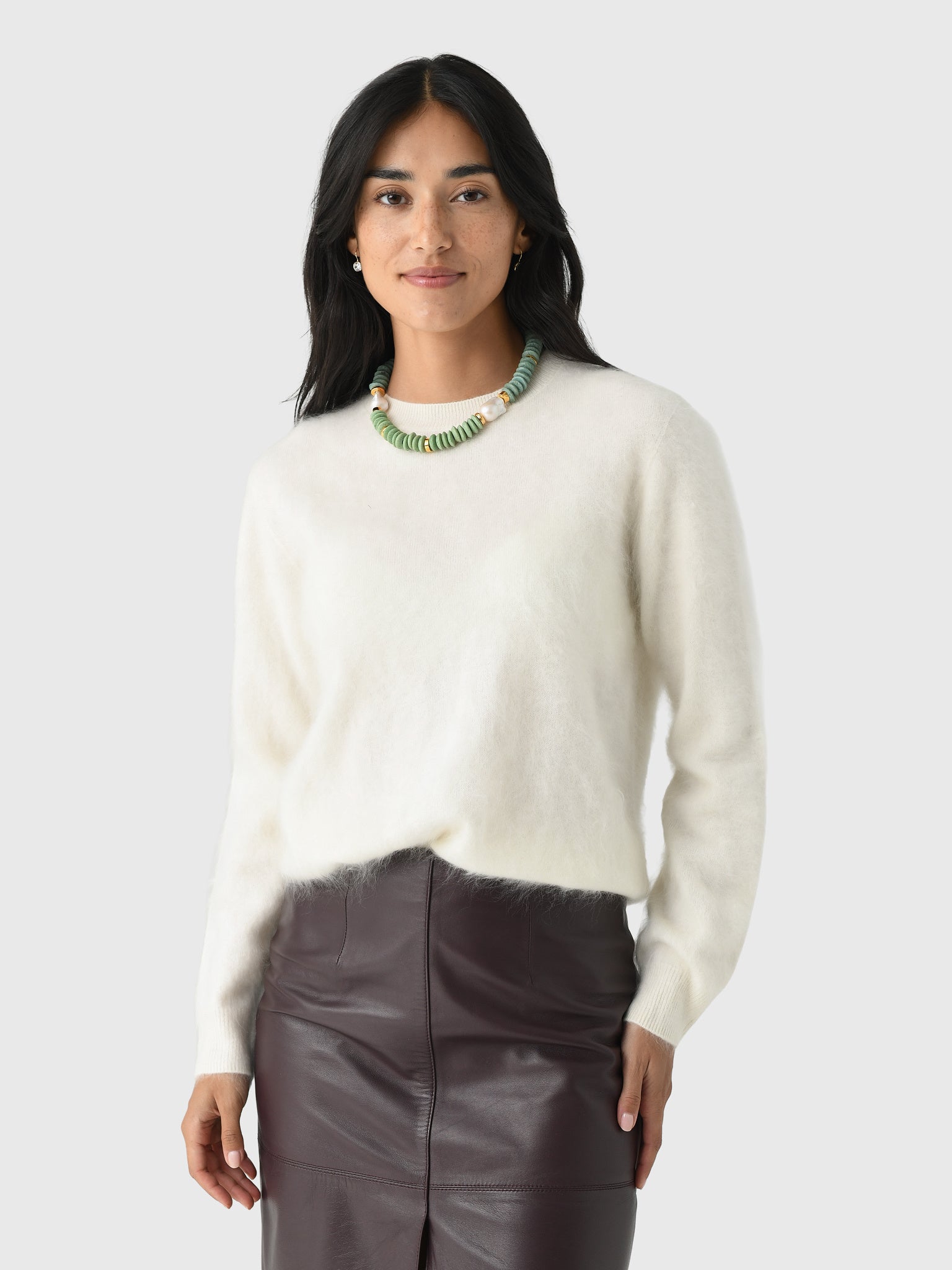 Jumper 1234 Women's Cashmere Brushed Crew Sweater - Saint Bernard