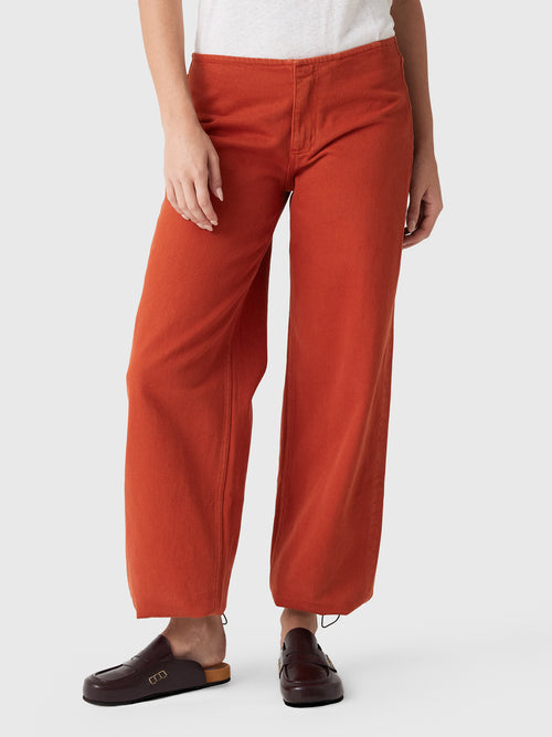 Still Here Women's Sport Jean - Saint Bernard