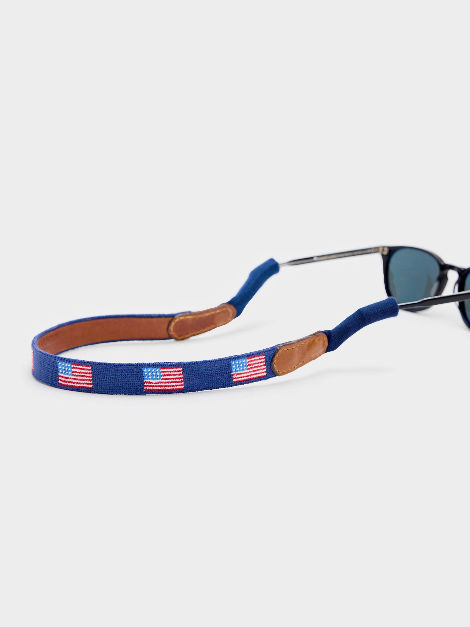 Smathers + Branson American Flag Needlepoint Sunglasses Strap - Saint Bernard