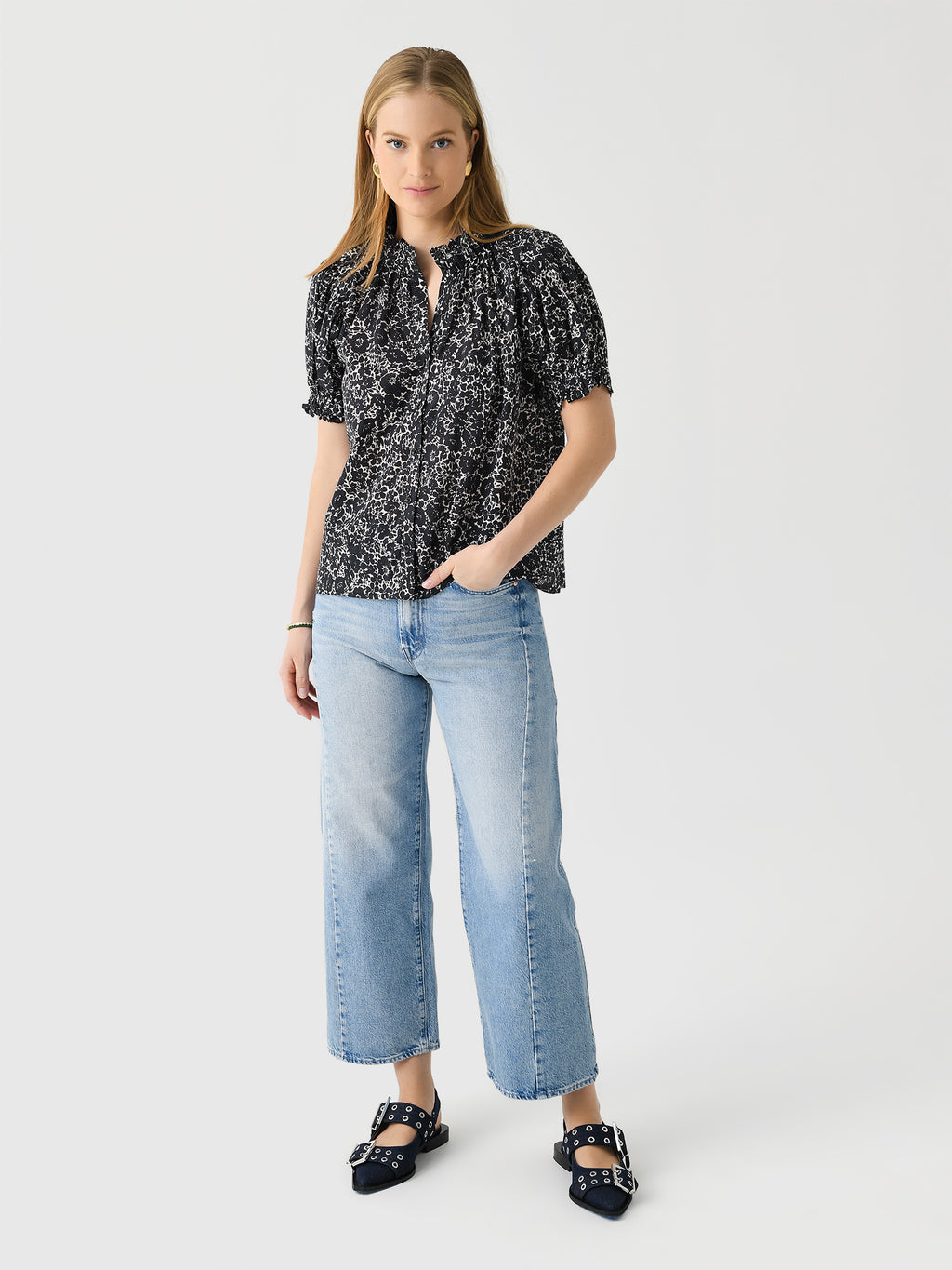 SS23-219xSMALLFLORAL-alt1