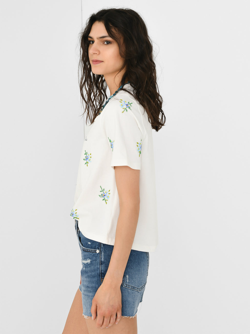 SS24-134xWHITE-alt2