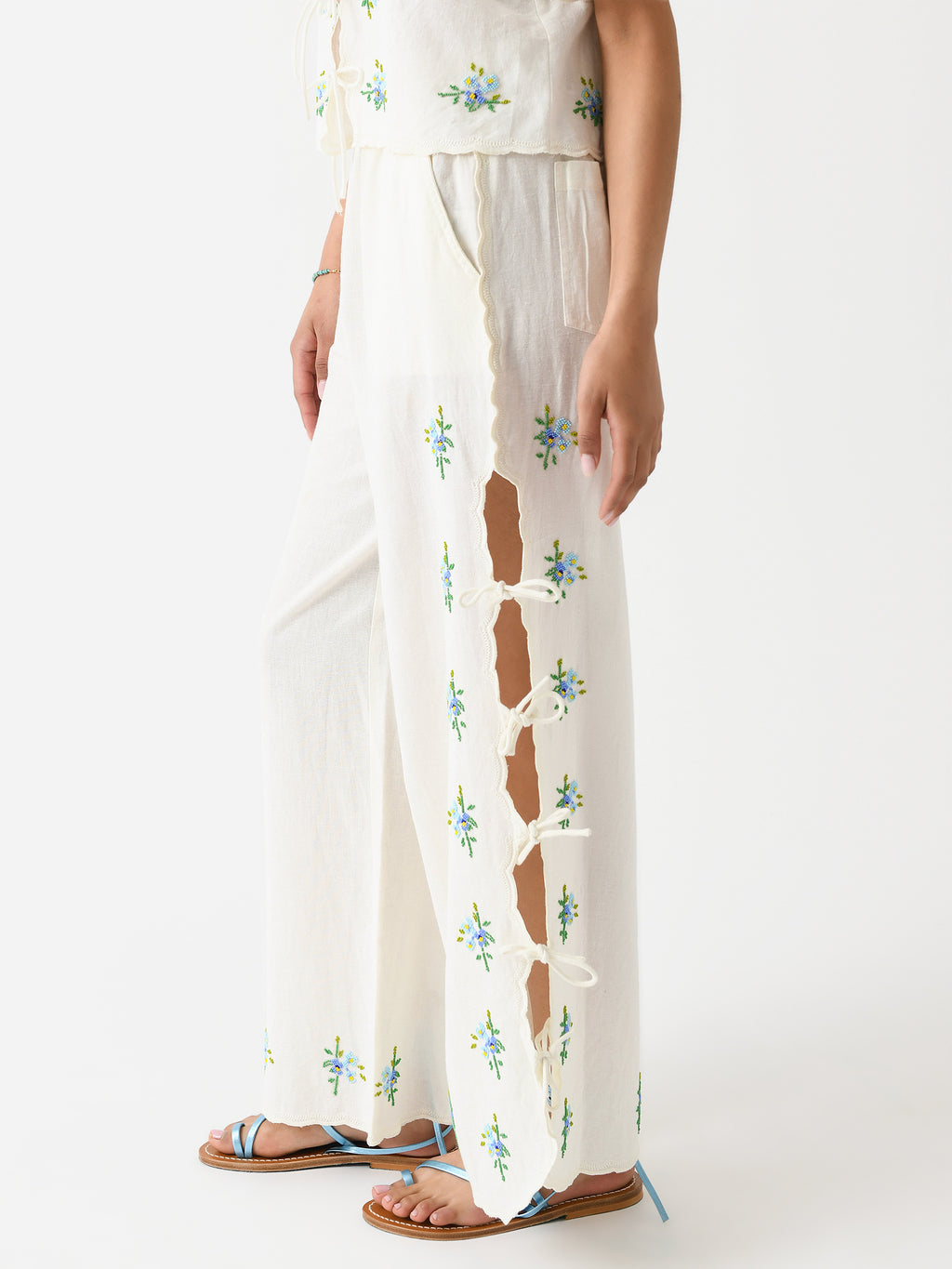 SS24-140xWHITE-alt2