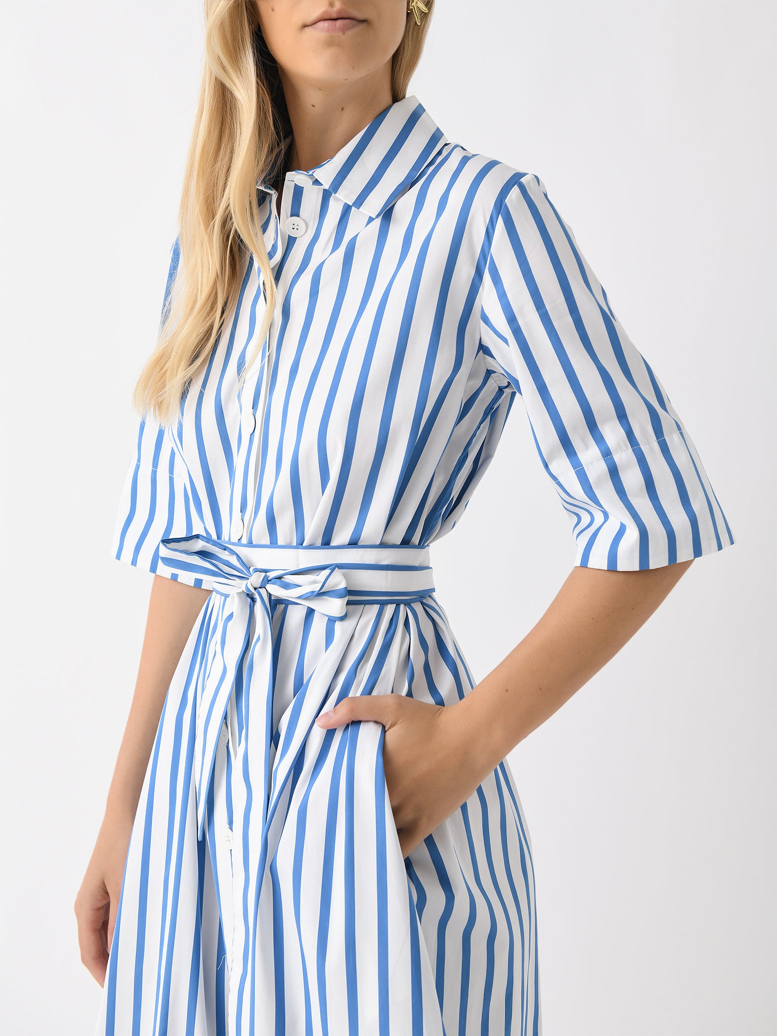 SS2435-FS2403xWHITEANDBLUE-alt3