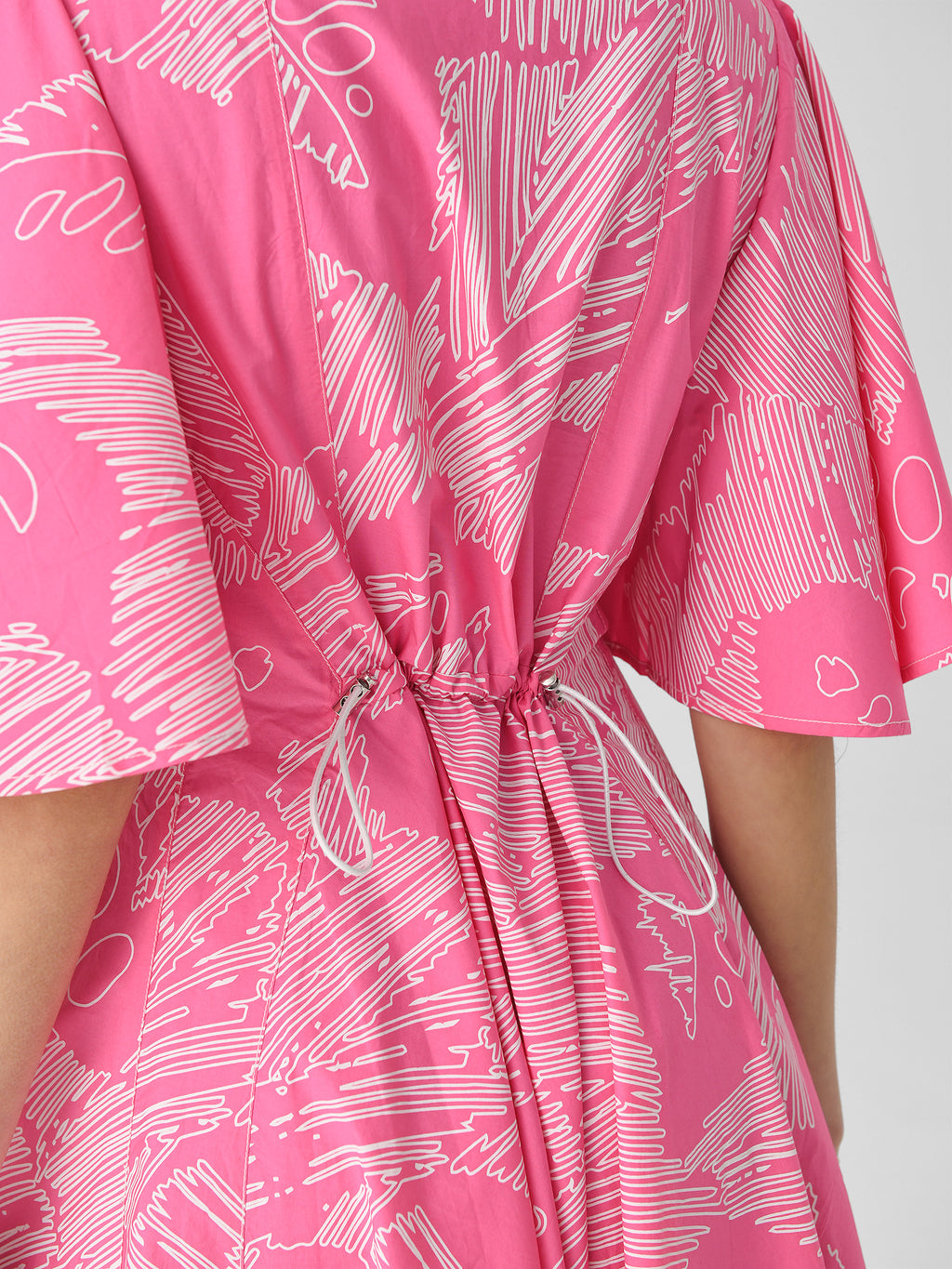 SS25-006xSTRAWBERRYFOLIAGEPRINT-alt4