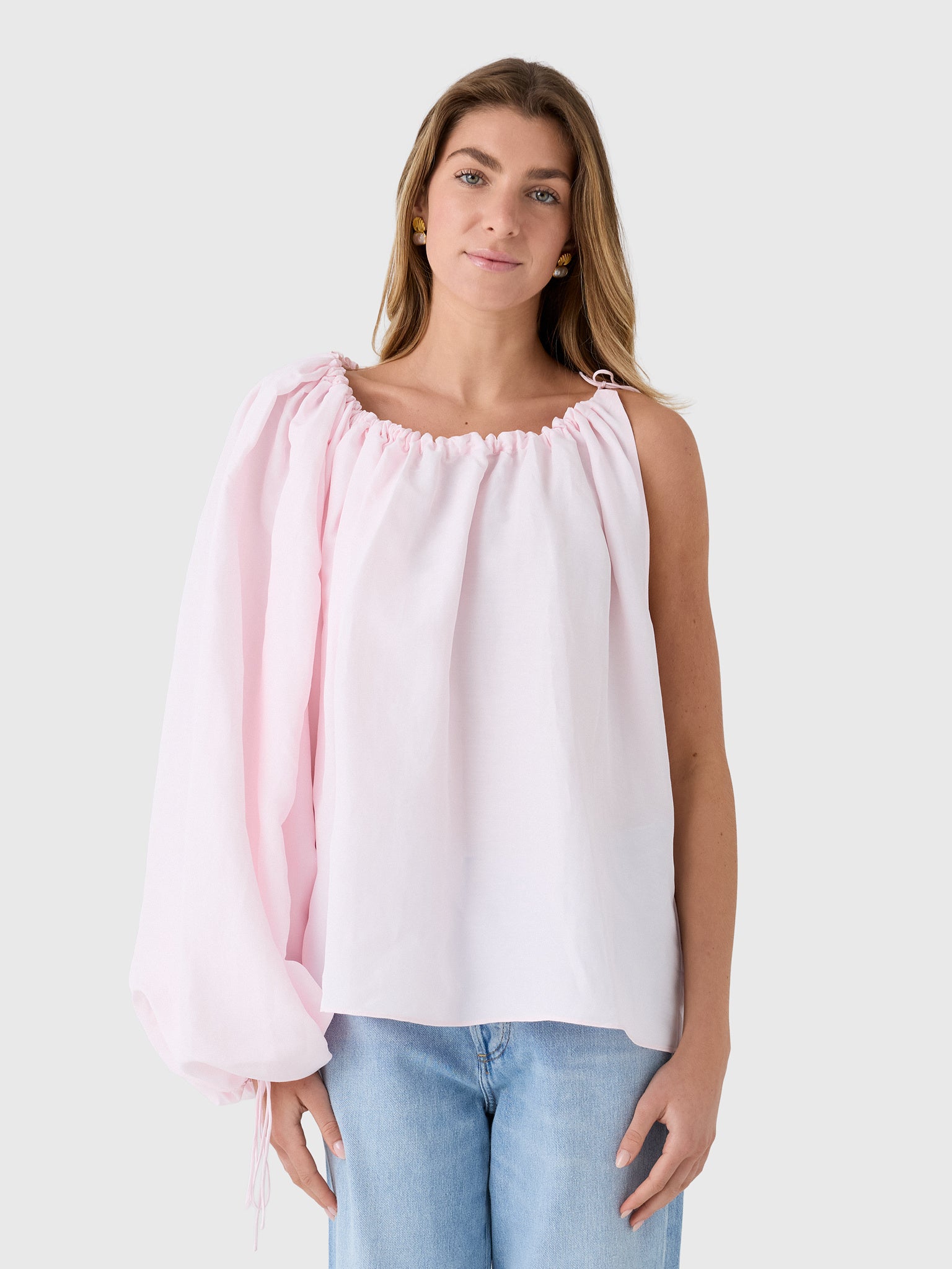 Awake Mode Women's One-Sleeve Voluminous Top - Saint Bernard