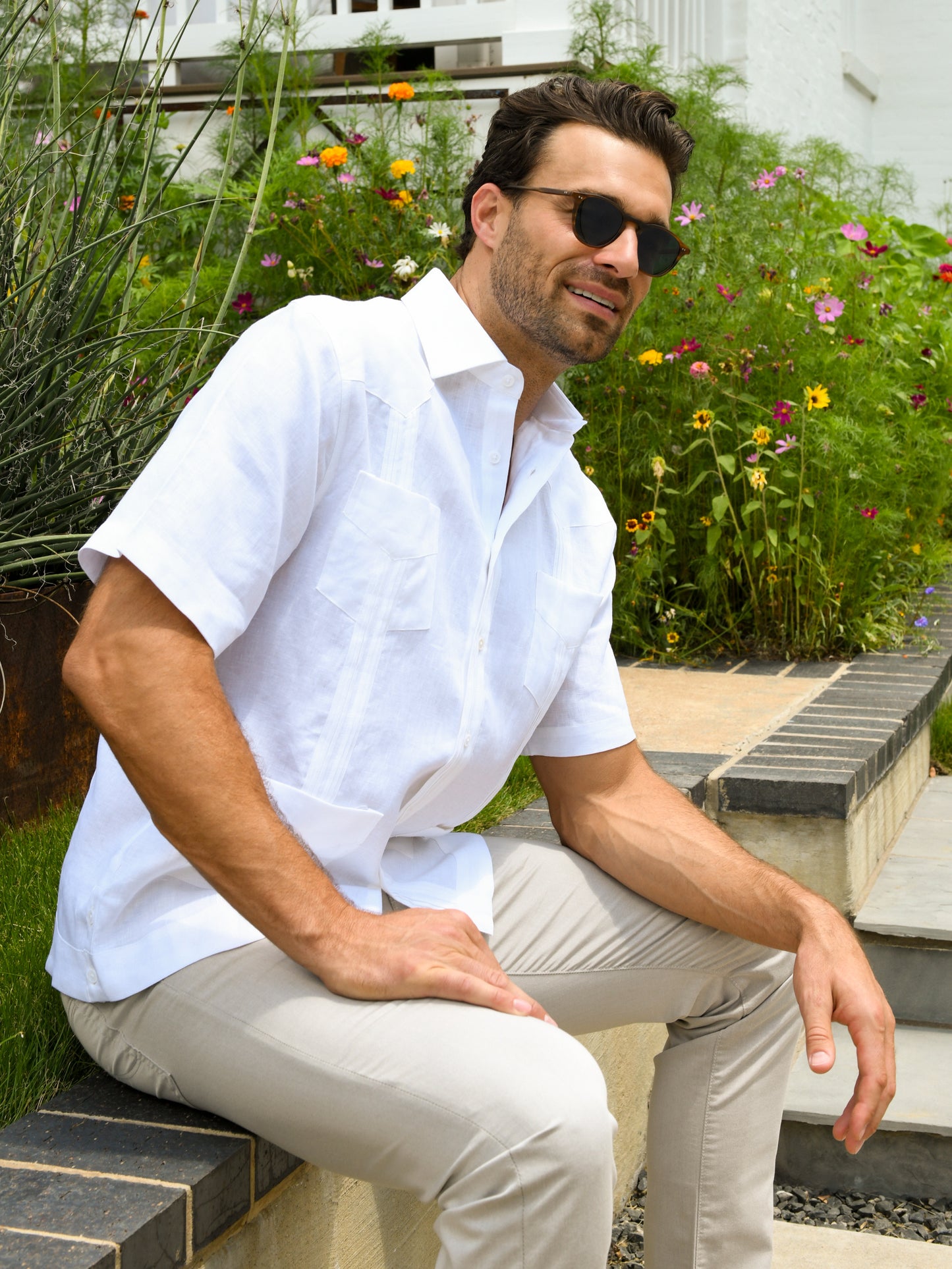 Centuria Men's Short Sleeve Linen Guayabera Shirt - Saint Bernard