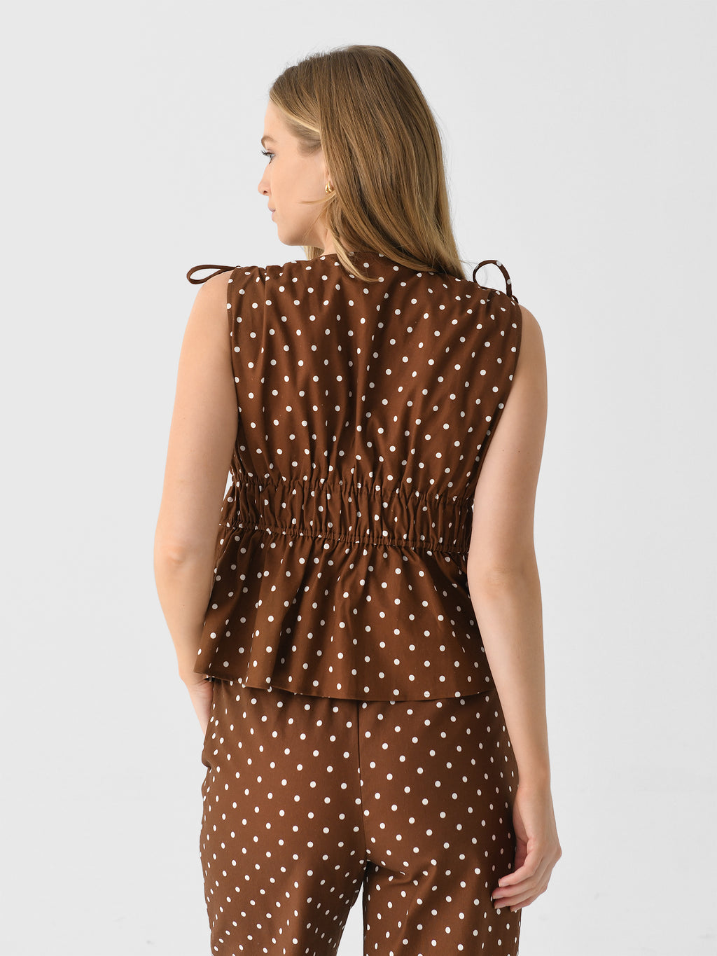 ST3032xBROWNDOT-alt3