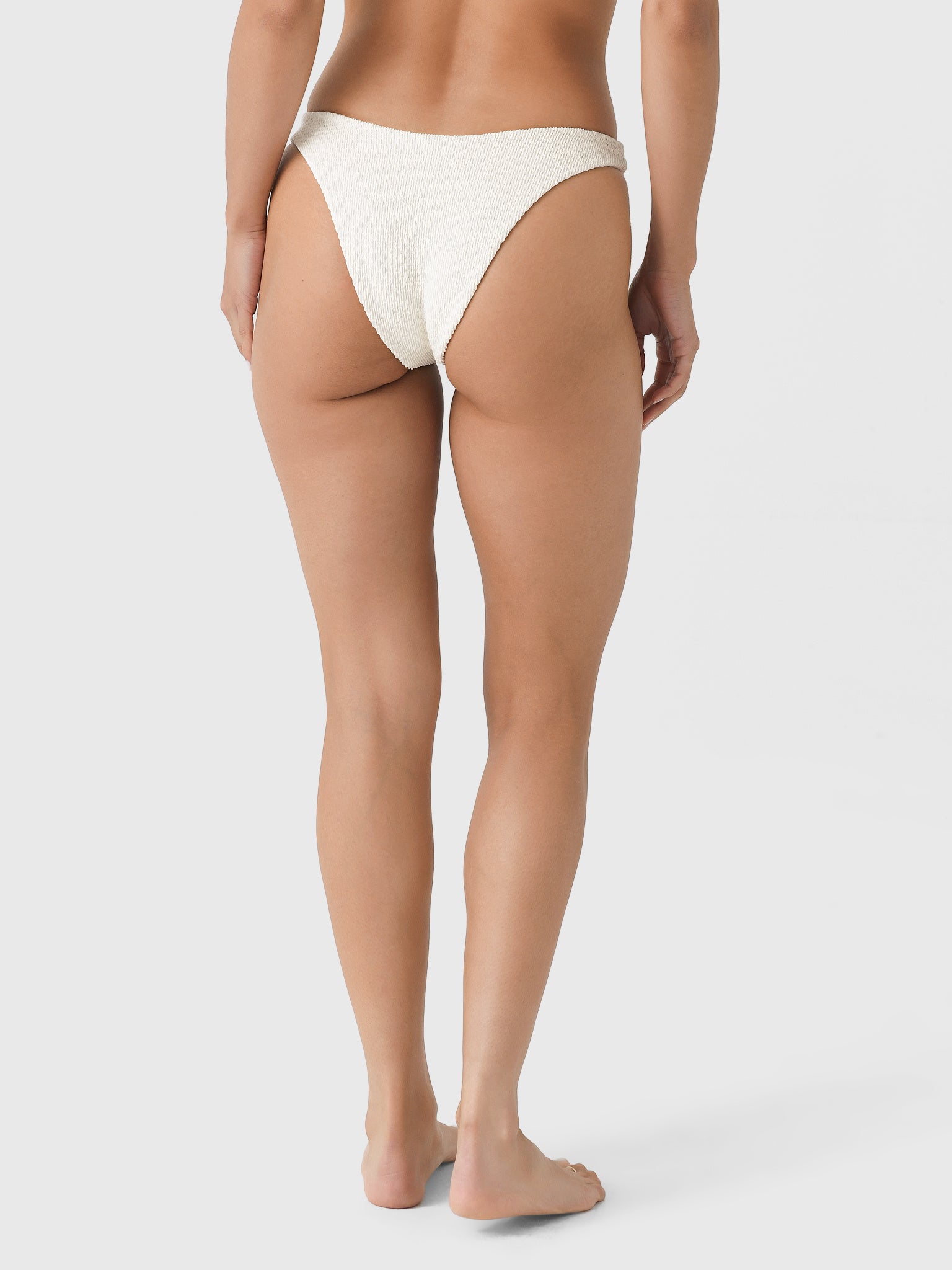 SU25-513BxTEXTUREDCREAM-alt3