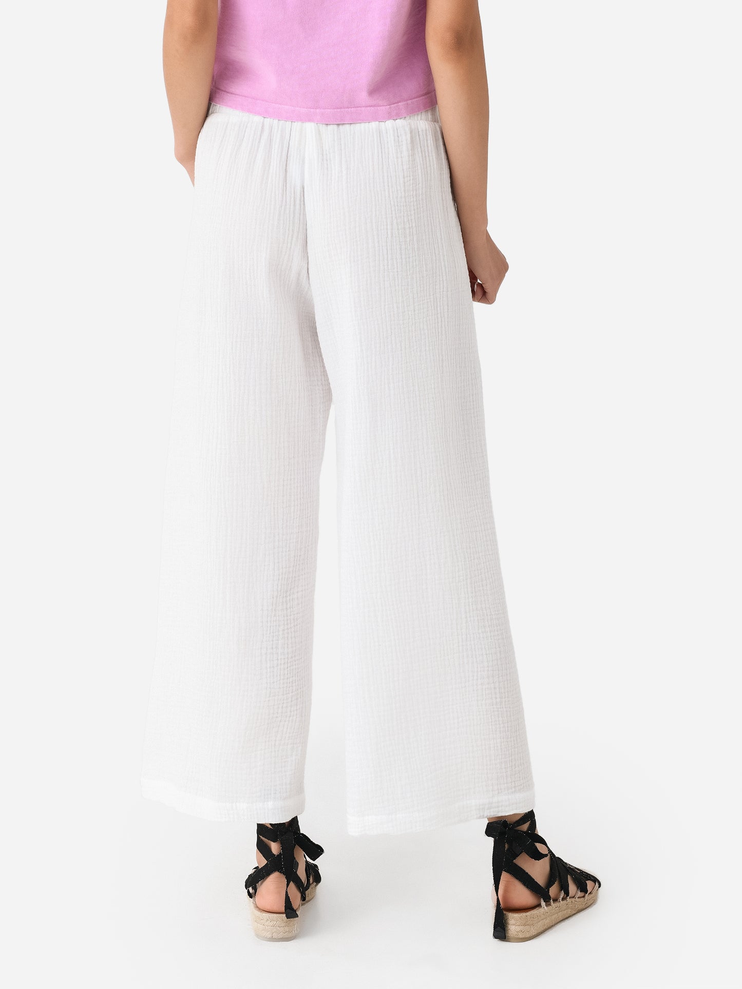 SUSANxWHITEGAUZE-alt3