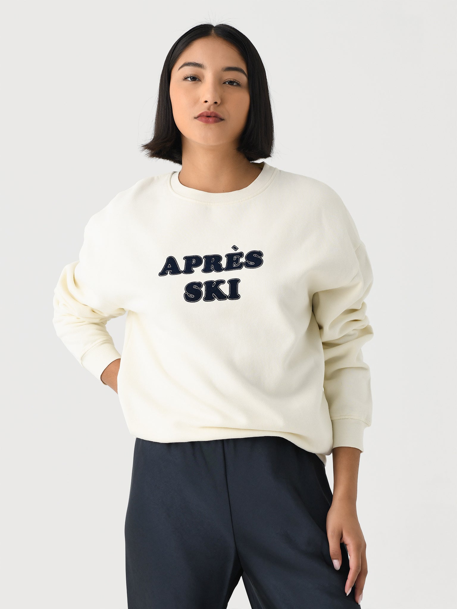 Kule Women's The Oversized Après Ski Town Sweatshirt - Saint Bernard
