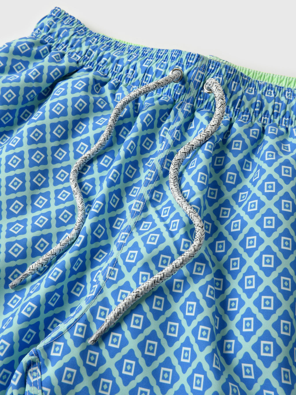 SWVS2538BCxAQUADIAMONDPATTERN-alt1