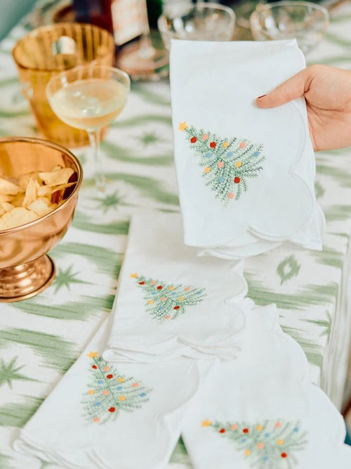 Weezie Scallop Dinner Napkin Set