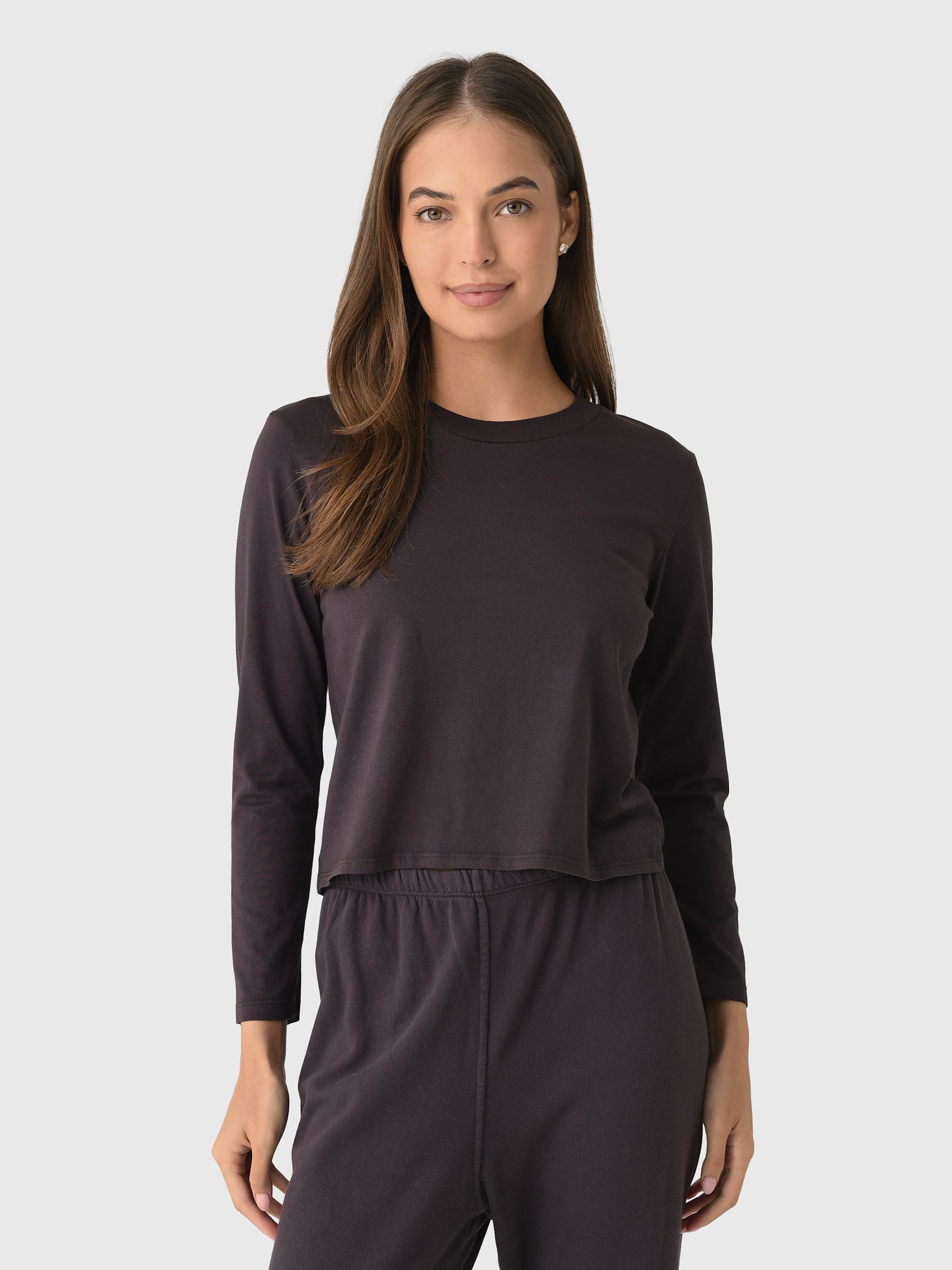 Perfect White Tee - Women - Robyn Long Sleeve U Neck
