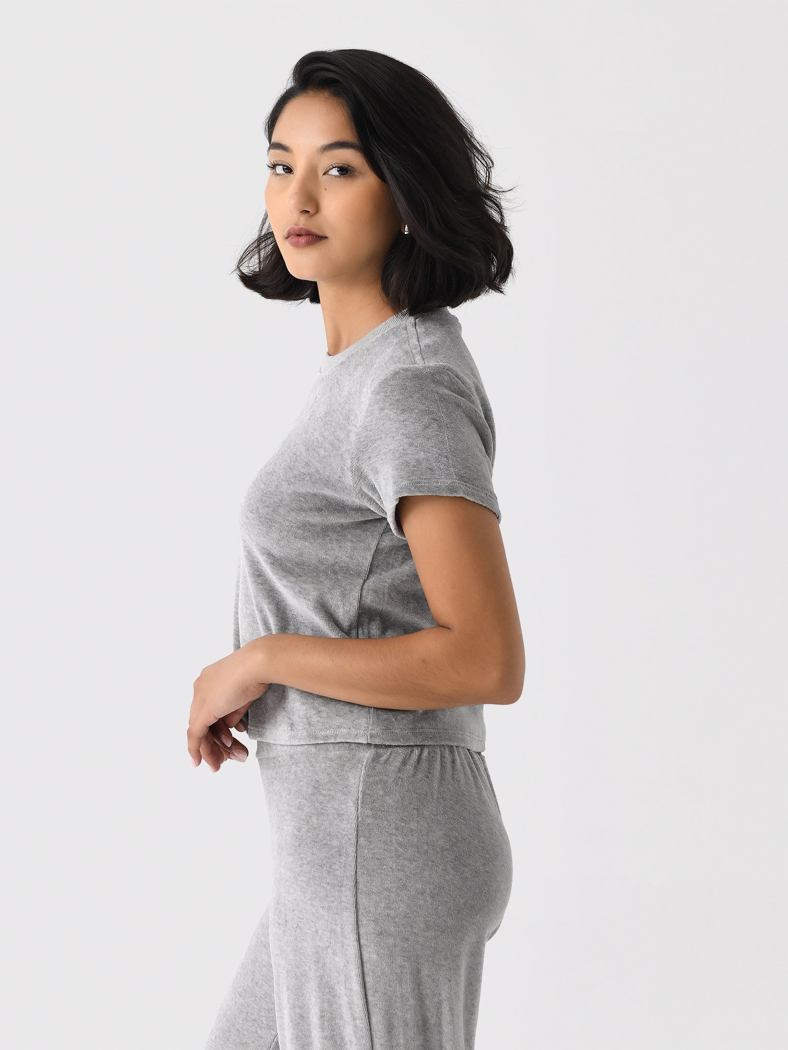 T197-ClaraxHEATHERGREY-alt2