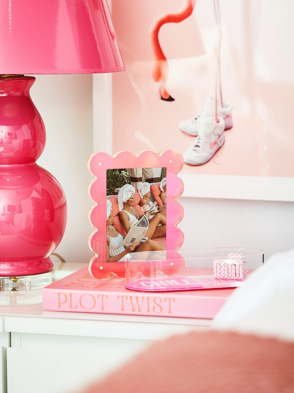 TARTFRAMESxNEONPINKACRYLIC-alt1