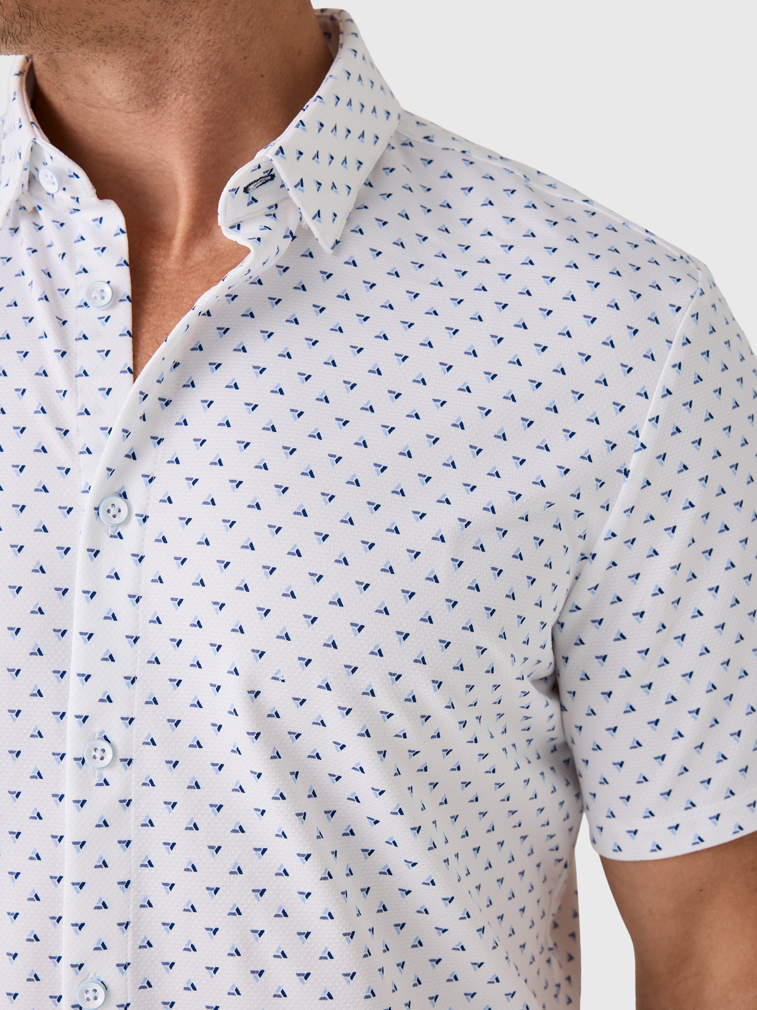 Mizzen+Main Men's Trim Halyard Short Sleeve Dress Shirt - Saint Bernard