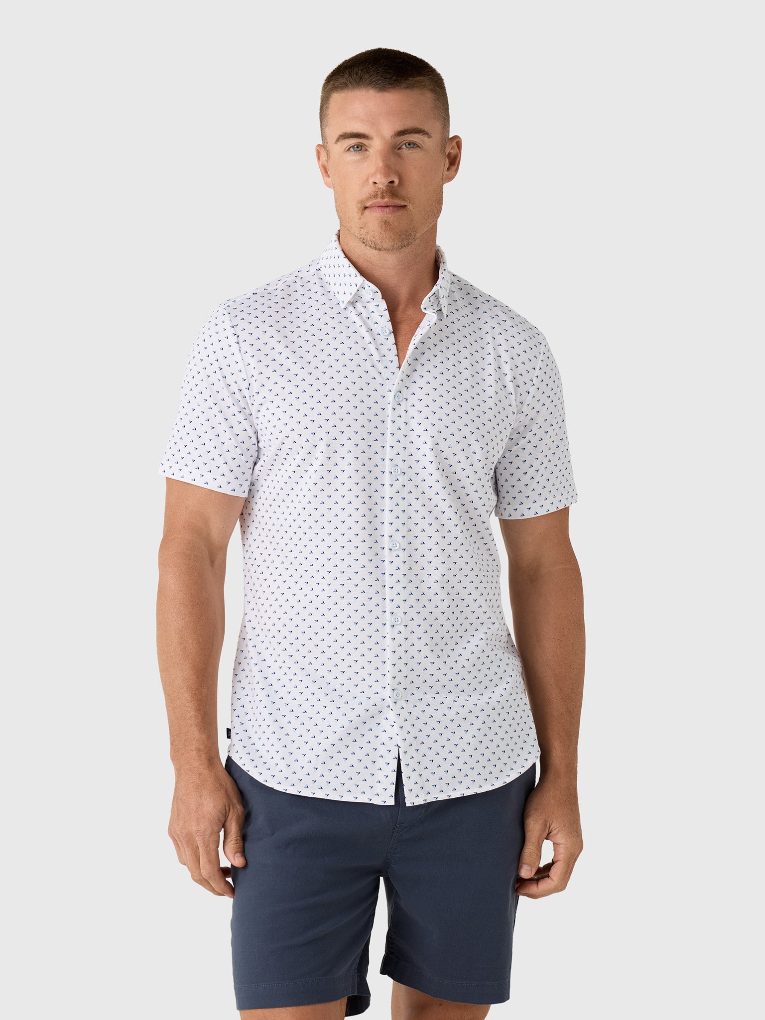 Mizzen+Main Men's Trim Halyard Short Sleeve Dress Shirt - Saint Bernard