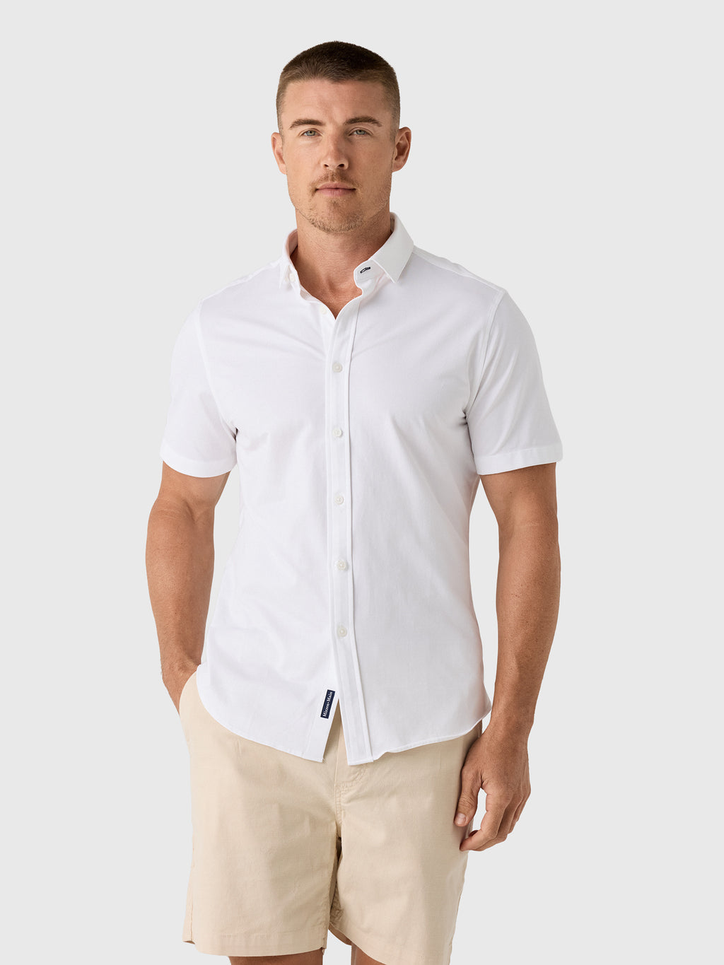 Mizzen+Main Men's Trim Newport Short Sleeve Dress Shirt - Saint Bernard