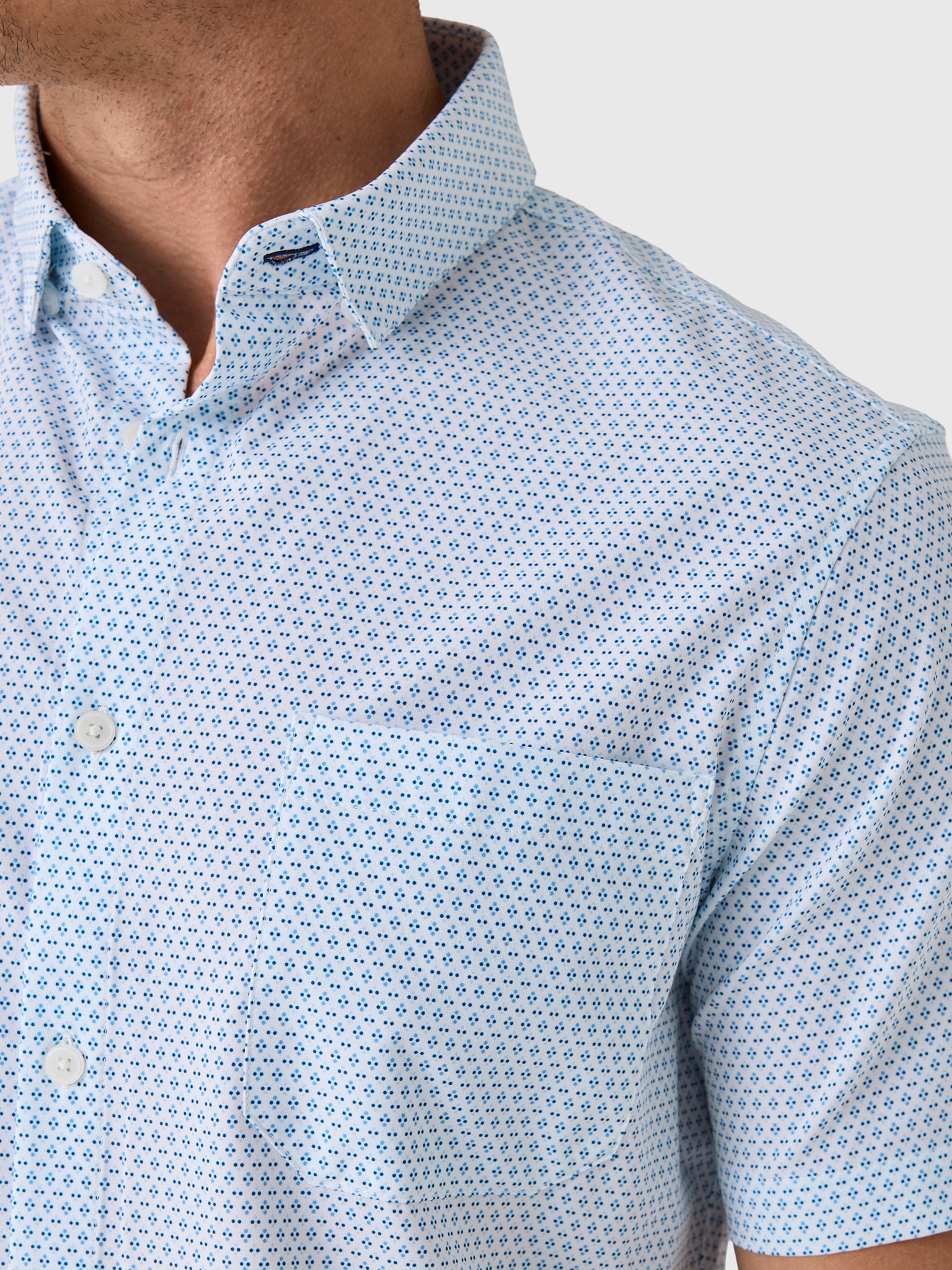 Mizzen+Main Men's Trim Leeward Short Sleeve Dress Shirt - Saint Bernard