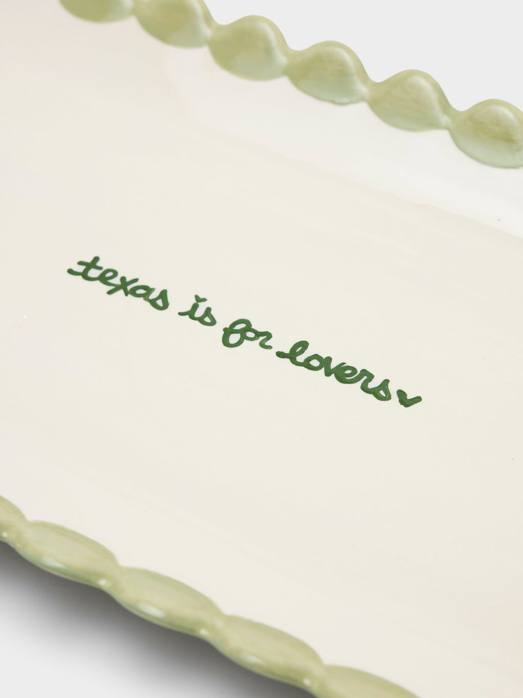 Caitlin Rounds Antiques Texas Is For Lovers Scalloped Tray - Saint Bernard