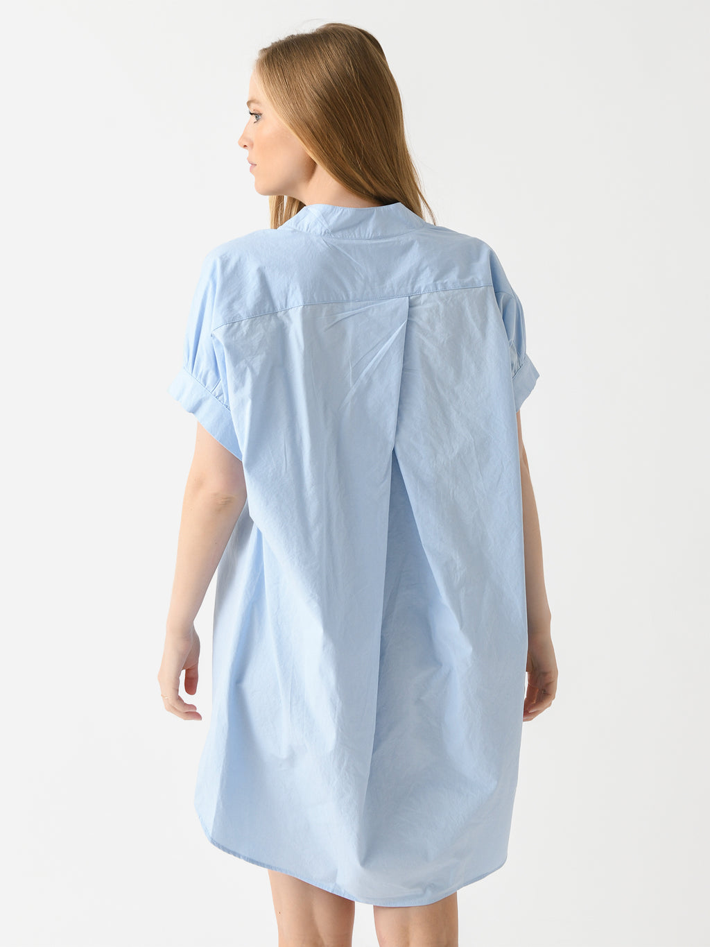 THEJENNIFERxBLUESHIRTING-alt1