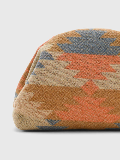 JOANSiE Oyster Clutch - Saint Bernard