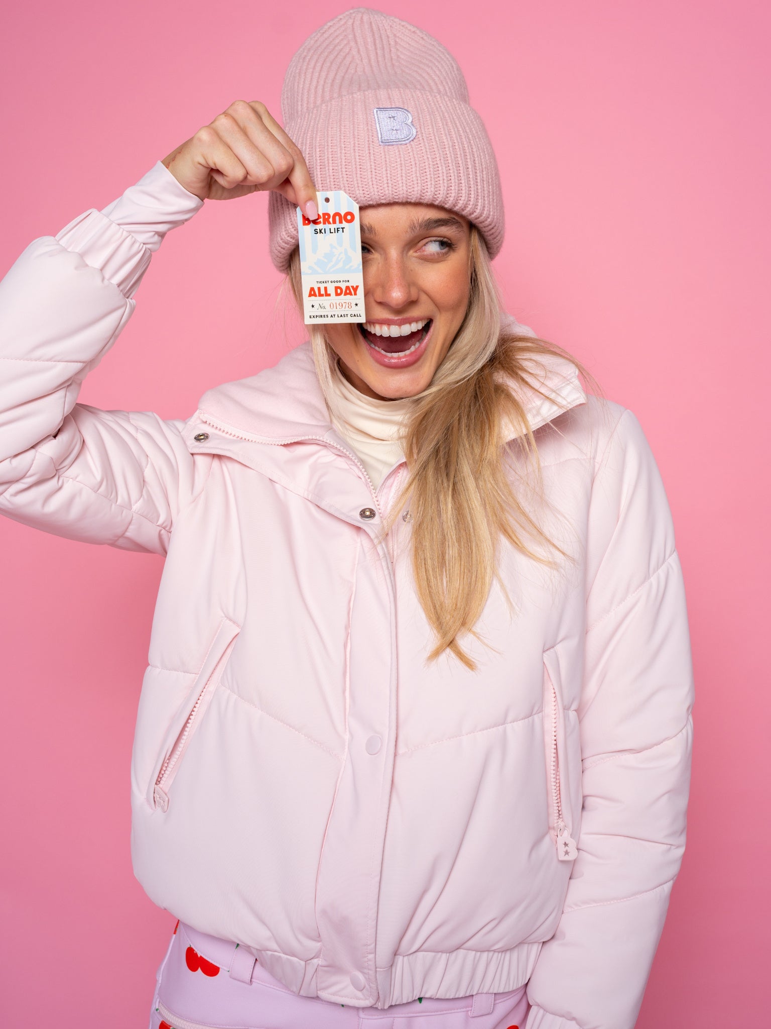 THE SUZY CHAPSTICKxBLUSH-alt1