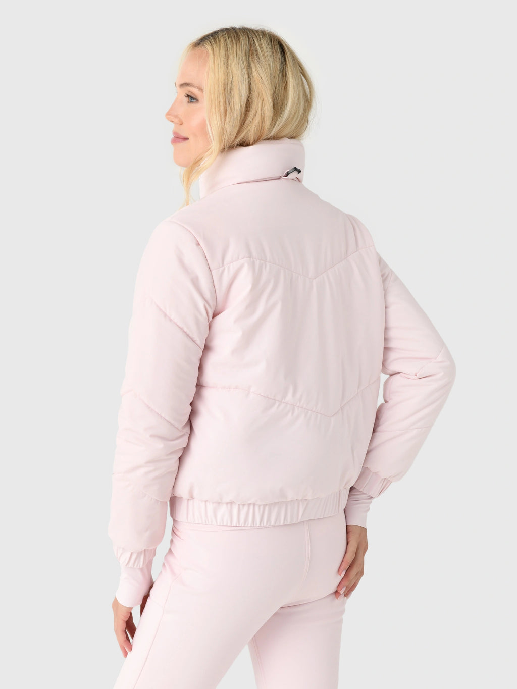 THE SUZY CHAPSTICKxBLUSH-alt3