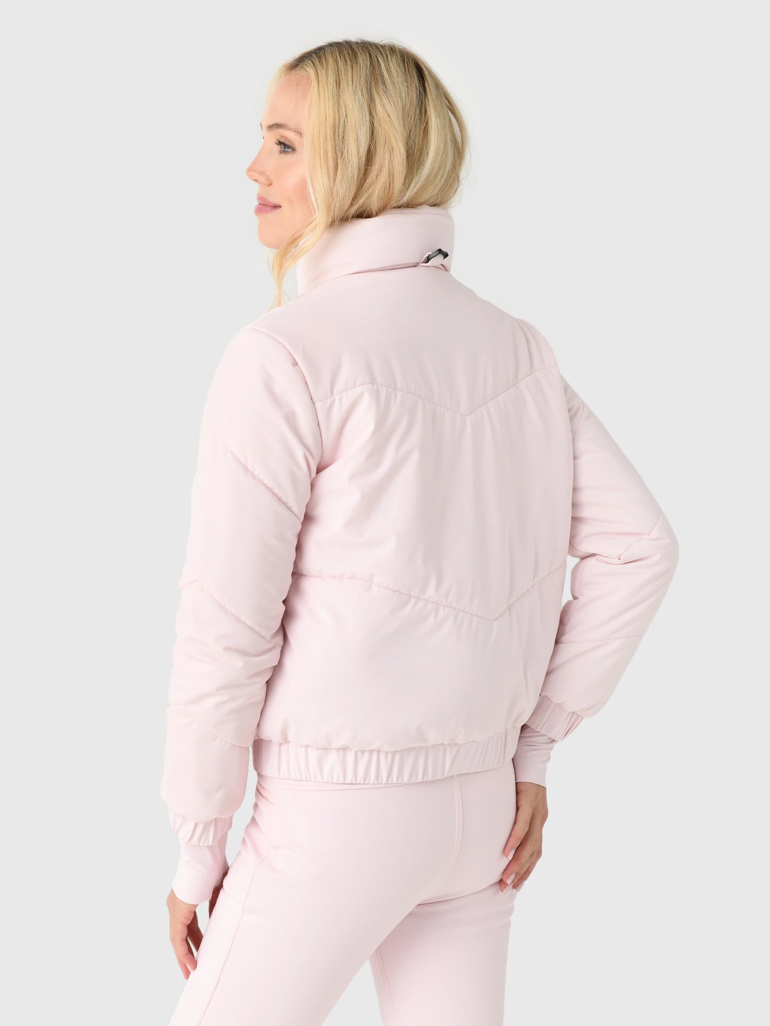 THE SUZY CHAPSTICKxBLUSH-alt3