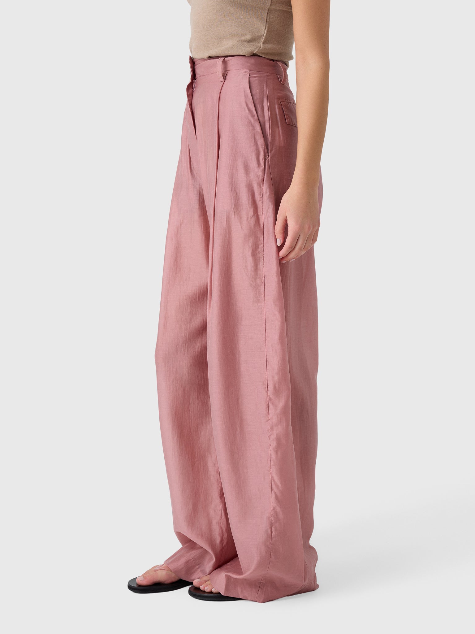 The Latest Women's Billie Muslin Trouser - Saint Bernard