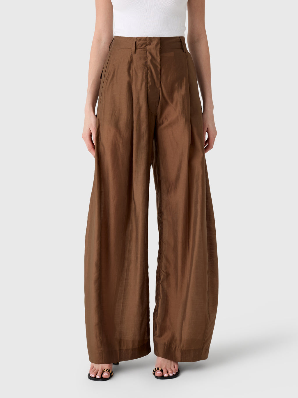 The Latest Women's Billie Muslin Trouser - Saint Bernard