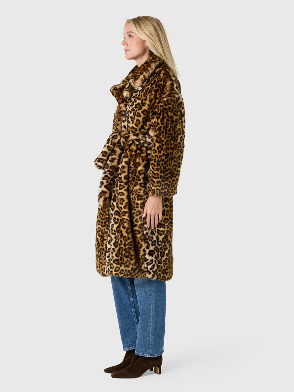 The Latest Women's Emily Faux Fur Coat - Saint Bernard