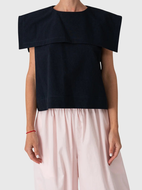 Les Vacances d'Irina Women's Puritan Vest