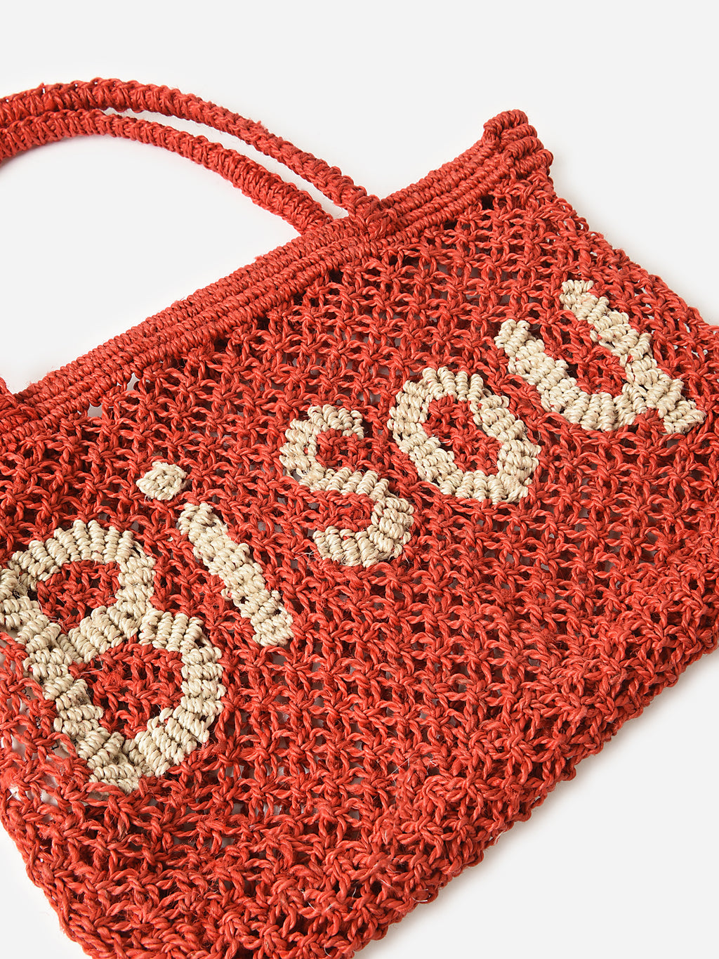 TRACY BISOUxRED-alt1