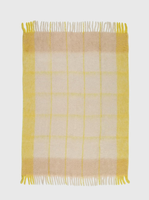 Mantas Ezcaray Twist Frame Throw Blanket