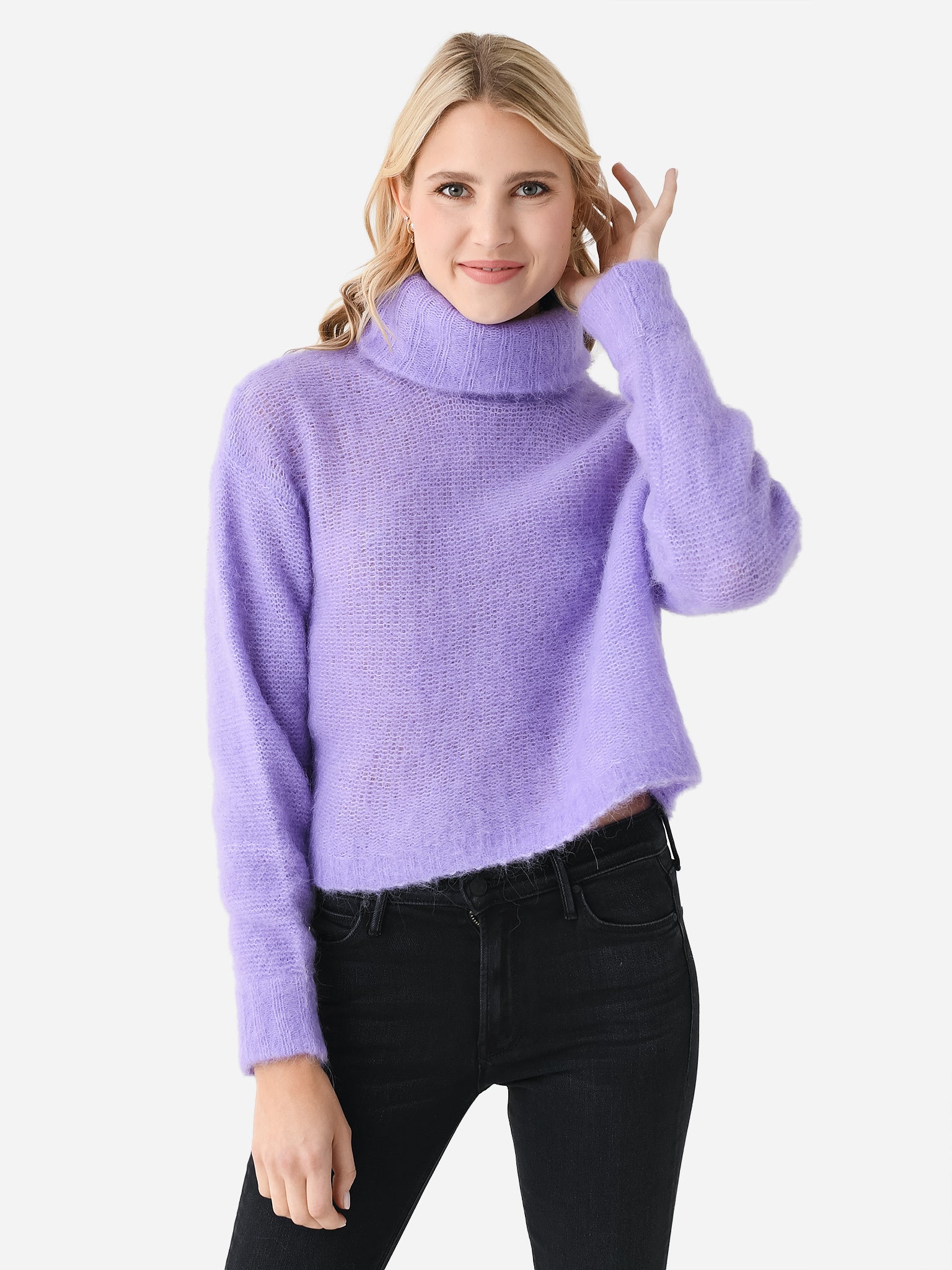 American Vintage Women's Tyji Turtleneck Sweater – saintbernard.com