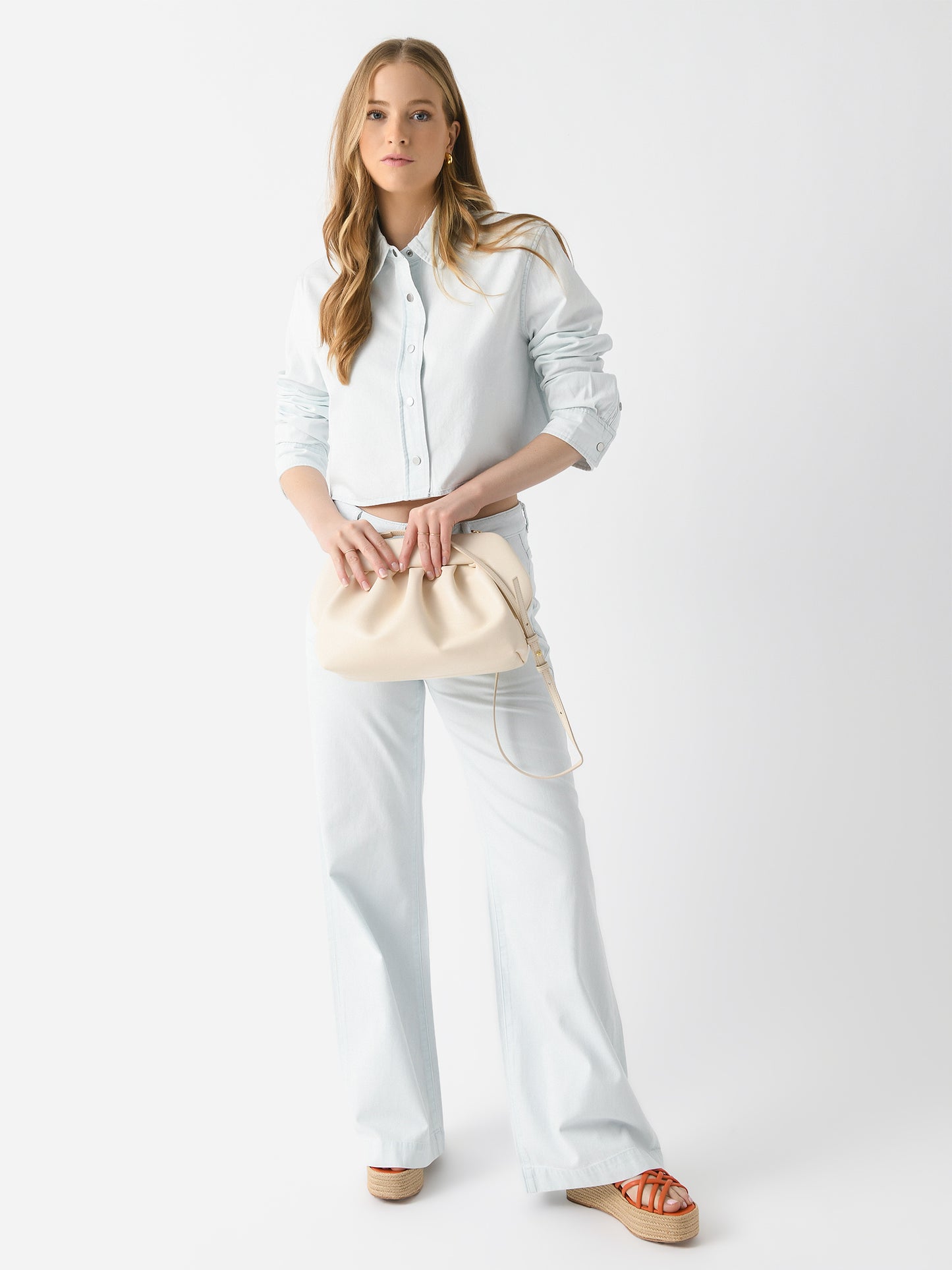 V024822318xCELESTINE-alt1