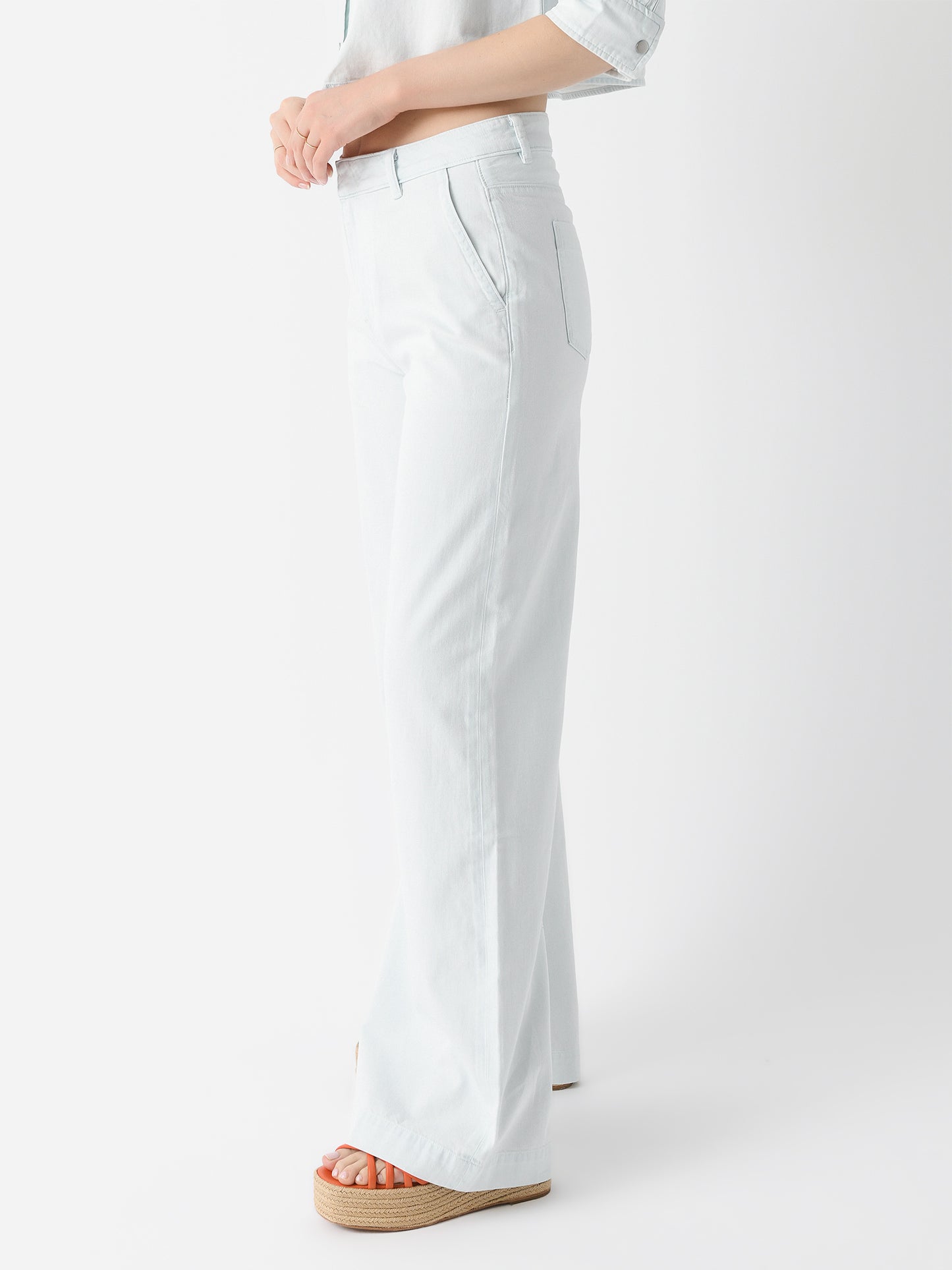 V024822318xCELESTINE-alt2