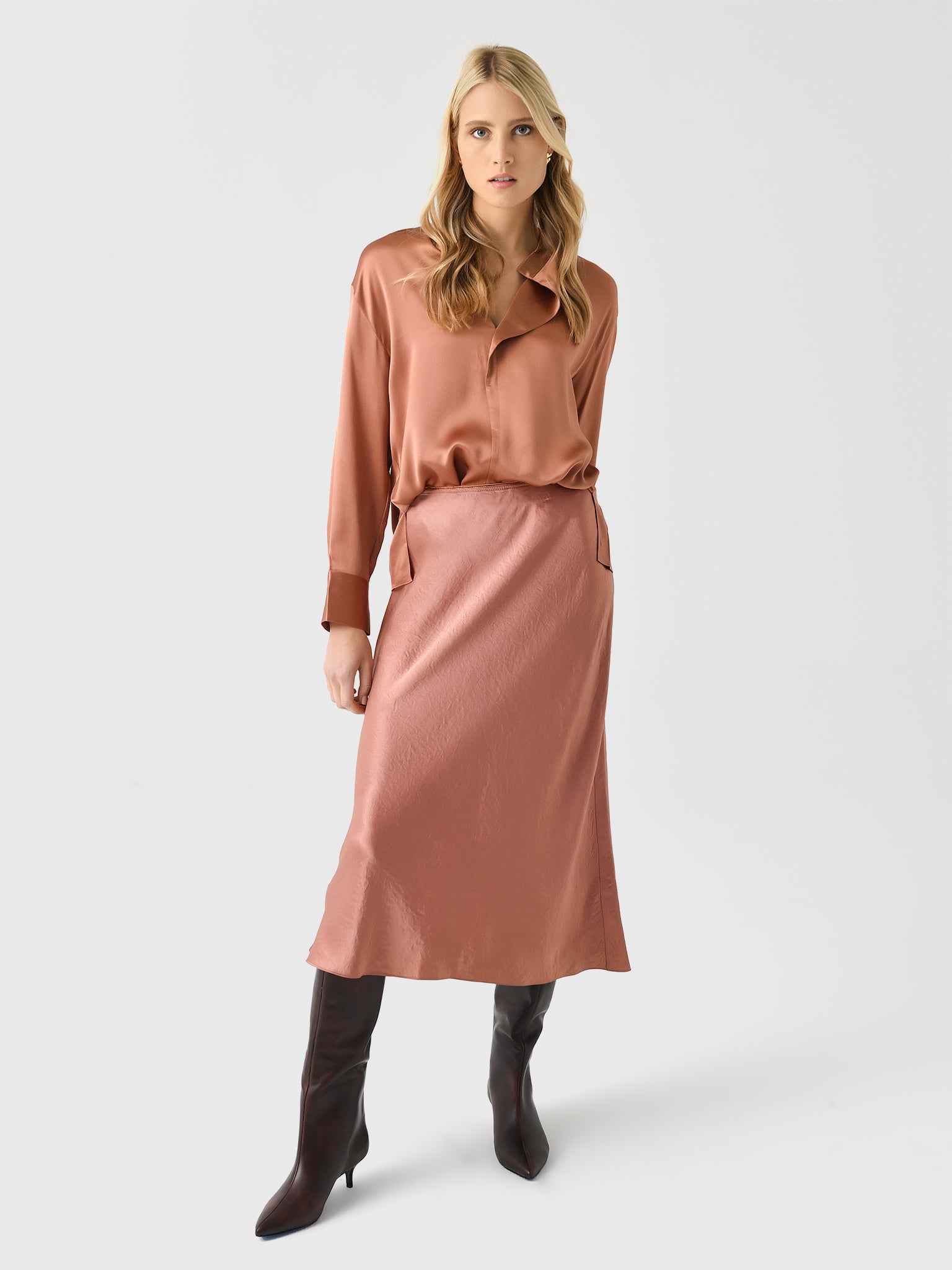 V055413009xPETALAMBER-alt1