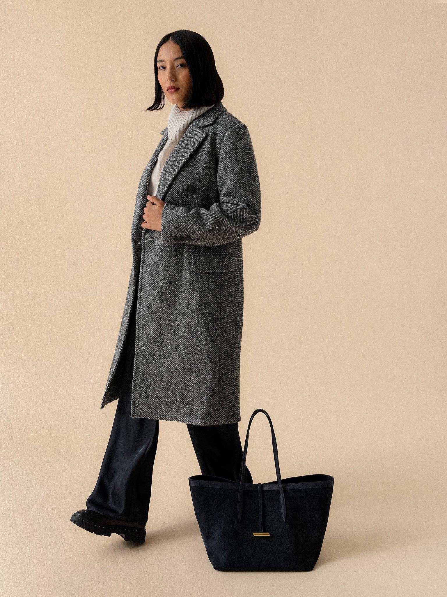 Vince Women's Italian Herringbone Wool-Blend Double-Breasted Coat