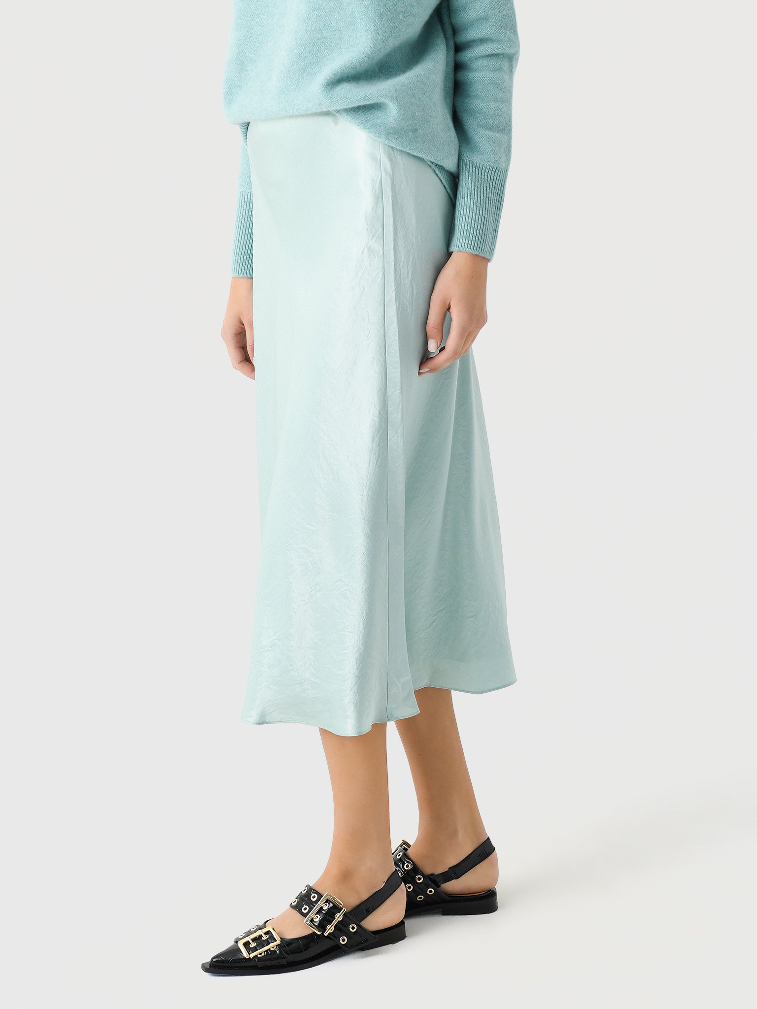 V061931000xAQUAMINERAL-alt2