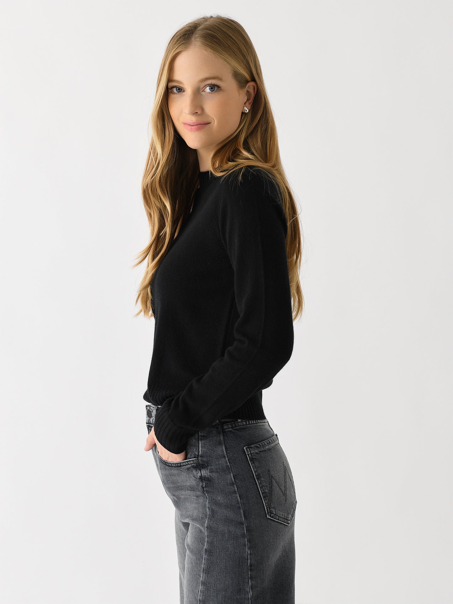 V067779622xBLACK-alt2