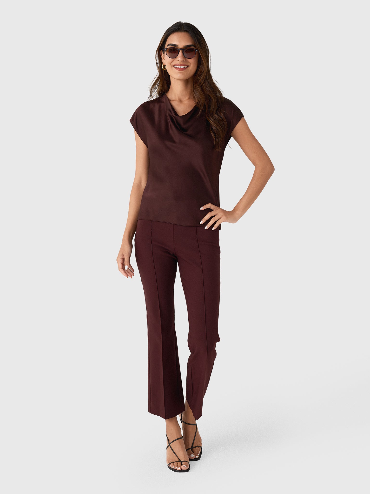 Vince Women's Niki Mid-Rise Pintuck Crop Flare Pant - Saint Bernard