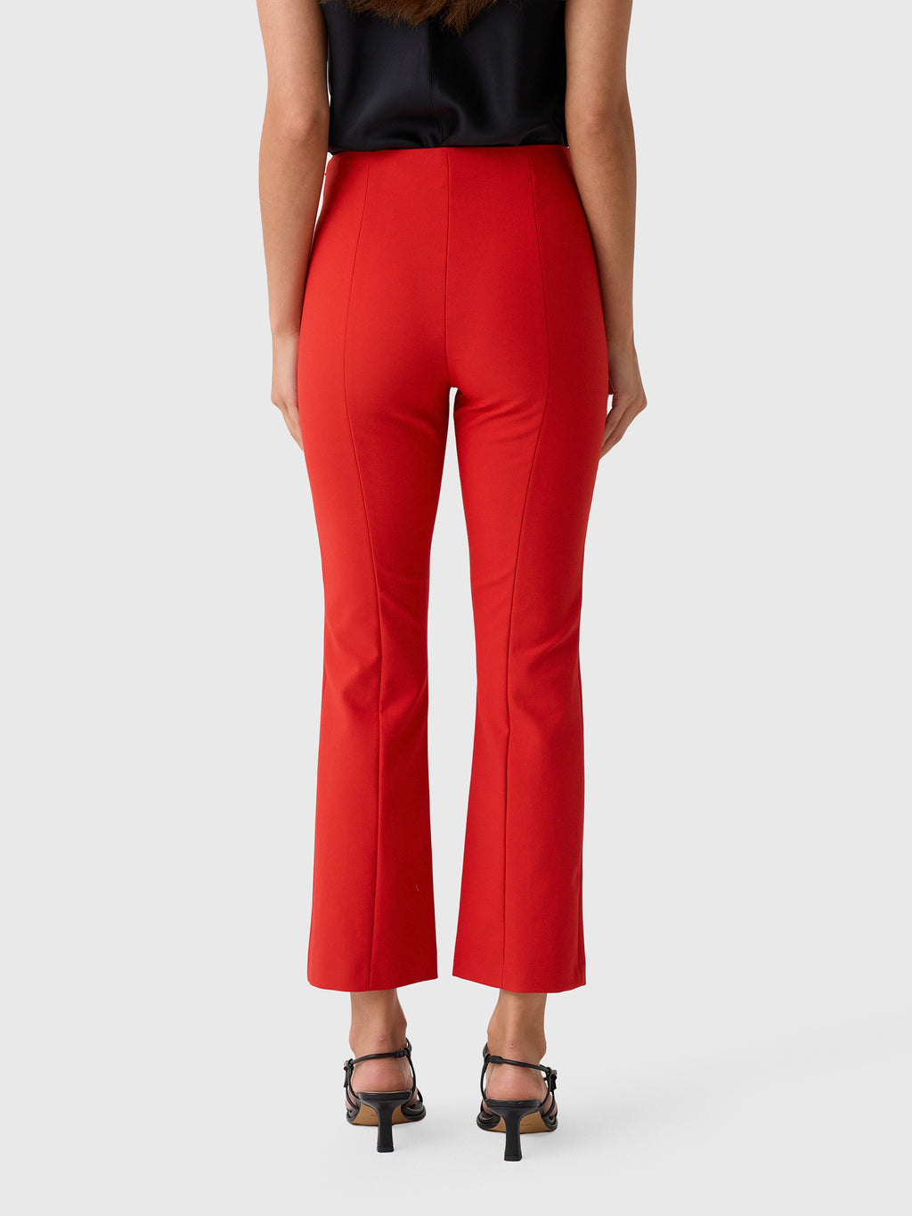 Vince Women's Niki Mid-Rise Pintuck Crop Flare Pant - Saint Bernard