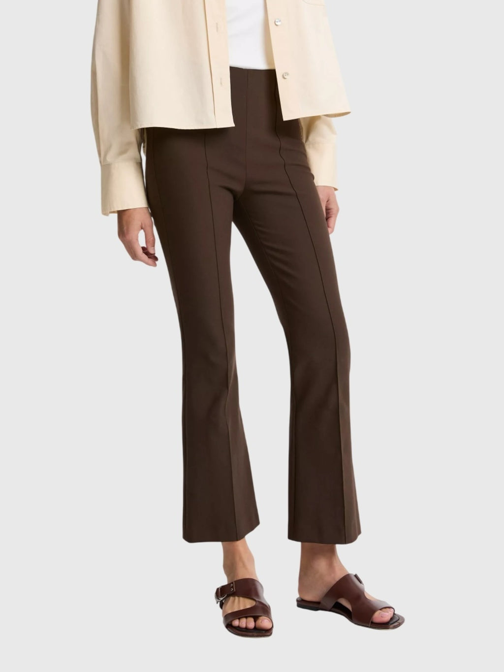 Vince Women's Niki Mid-Rise Pintuck Crop Flare Pant - Saint Bernard